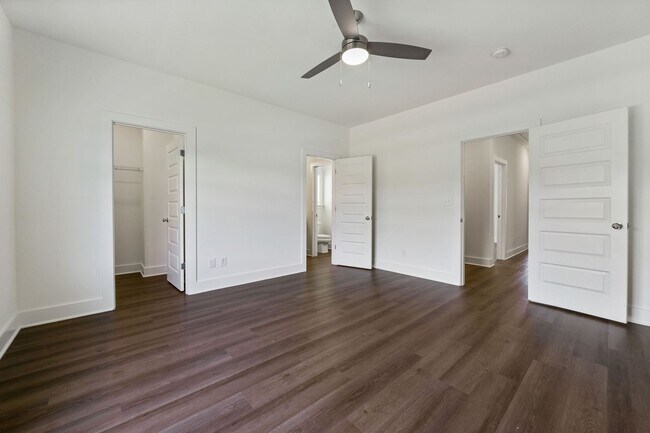 Building Photo - 141 Huntley Knl Dr