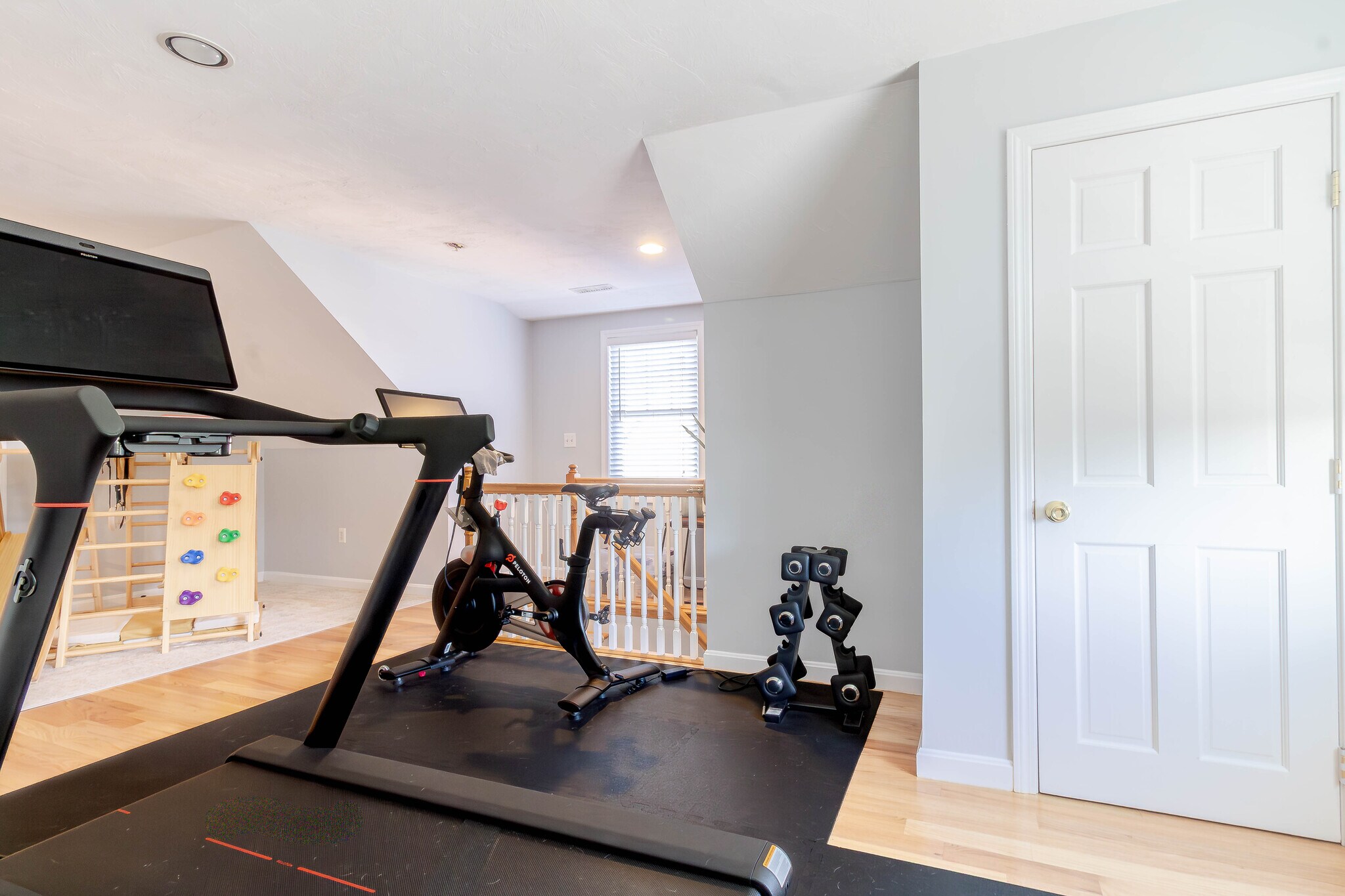 Upstairs bonus space - 221 Neponset Ave