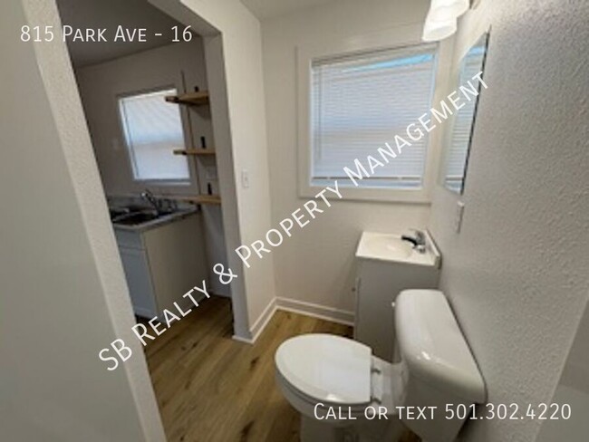 Building Photo - Cozy & Affordable Studio Apartment in Hot ...