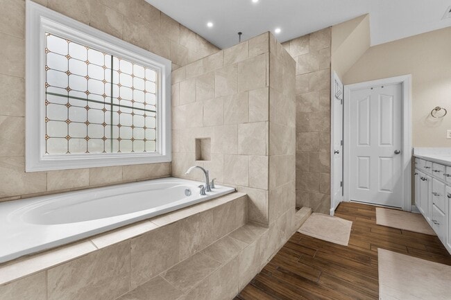 Building Photo - Newly built and beautiful property located...