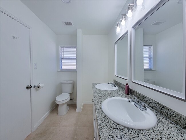 Building Photo - 14443 Golden Cypress Ln