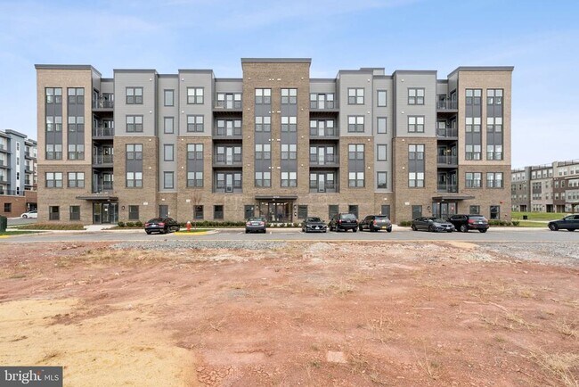 Building Photo - 21731 Dovekie Ter