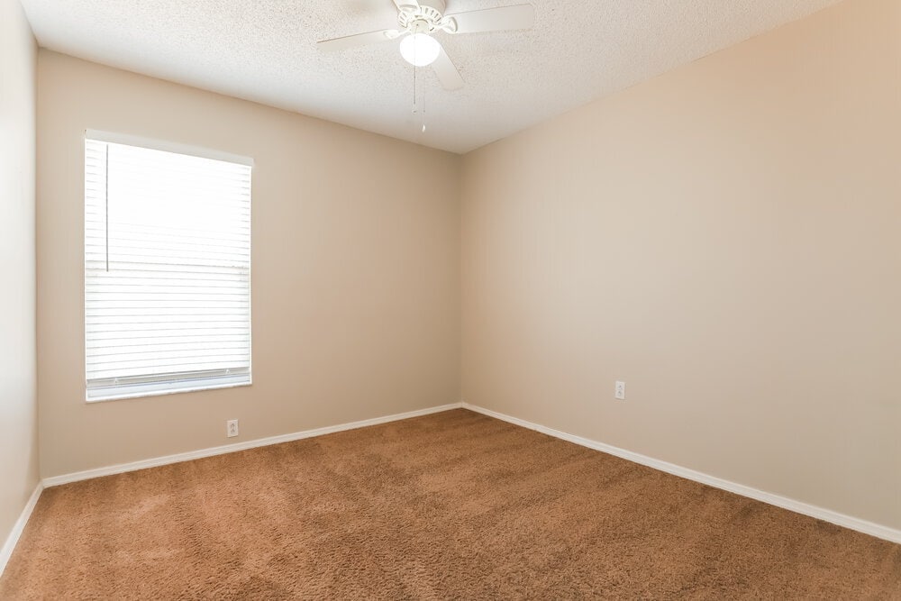 Building Photo - 11022 4th Ave E