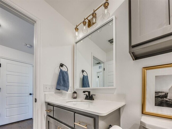 Building Photo - 16128 Quiet Storm Dr