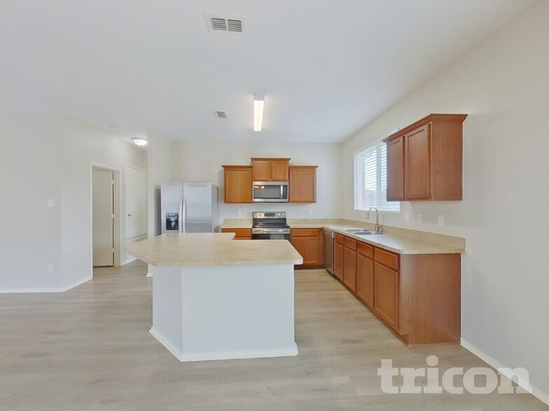 Building Photo - 416 San Lucas Dr
