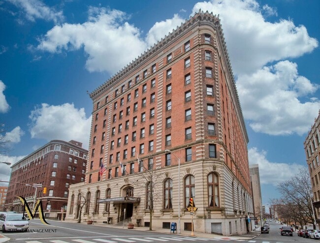 Building Photo - 140 Chestnut St