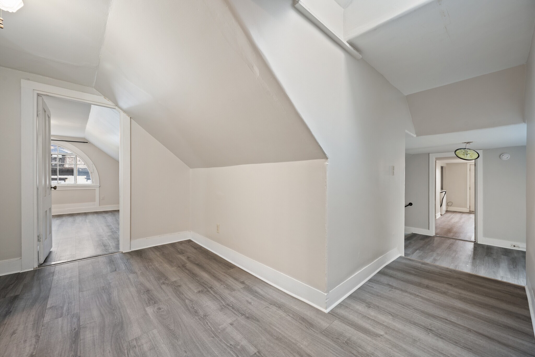 Building Photo - 135 Cedar St