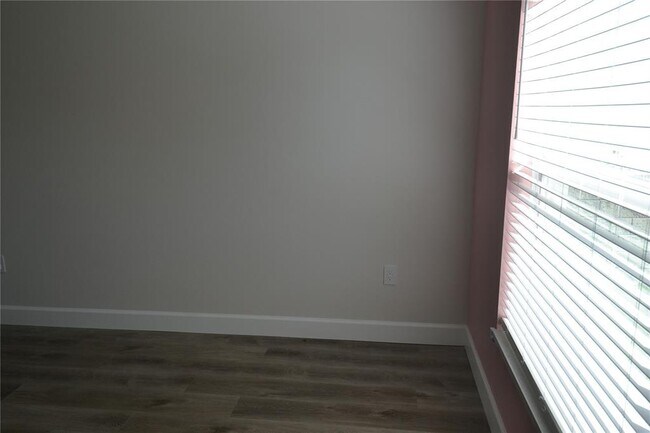 Building Photo - 6474 Taylor Ct