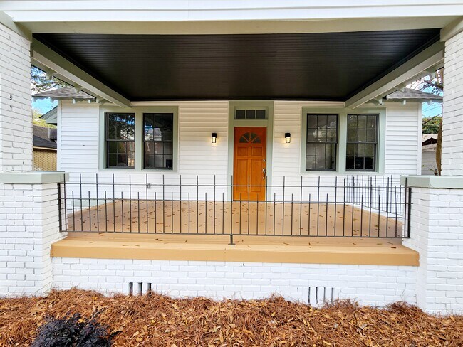 Building Photo - Charming Garden District Home