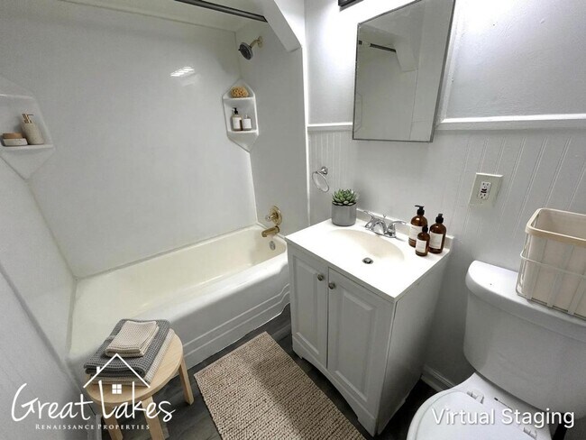 Building Photo - Lovely 3 bedroom / 1 bathroom house now available for rent!