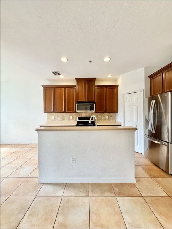 Building Photo - 4207 Via Piedra Cir