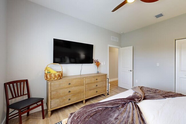 Building Photo - 21402 SW 132nd Pl