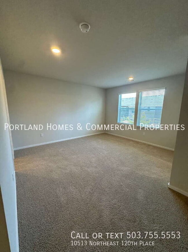 Building Photo - 10513 NE 120th Pl