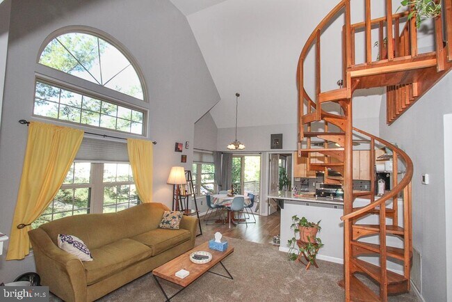 Building Photo - 310 Foxcroft Cir