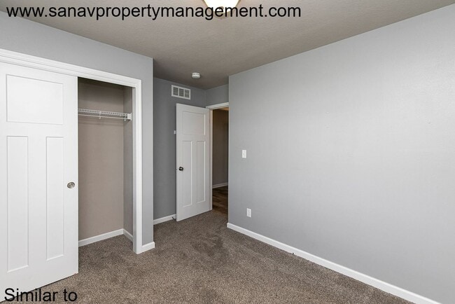 Building Photo - 3040 Worchester Dr