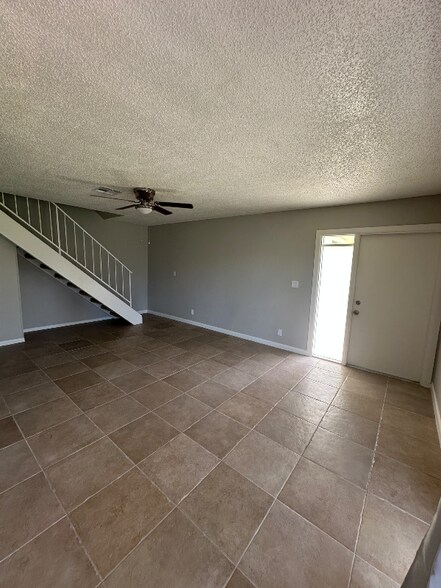 Building Photo - 5848 Queen Elizabeth Way