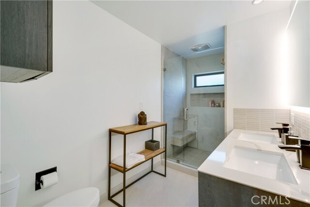 Building Photo - 203 Via Ravenna