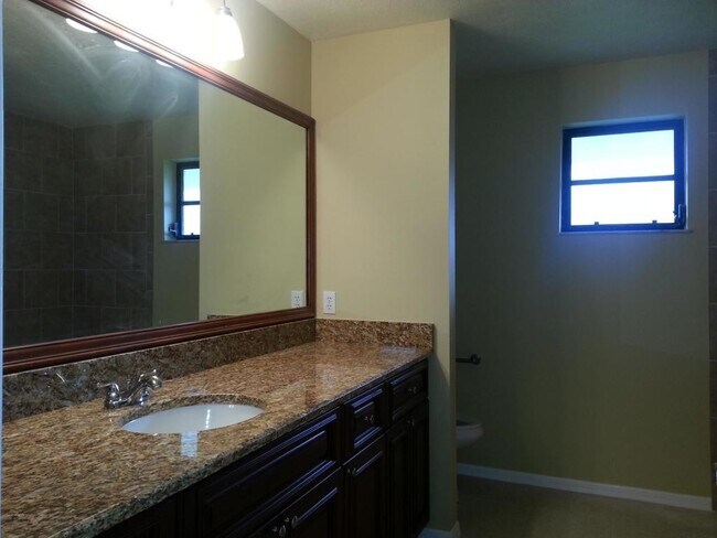 Building Photo - 3 bedroom 2 bath home for rent coming soon