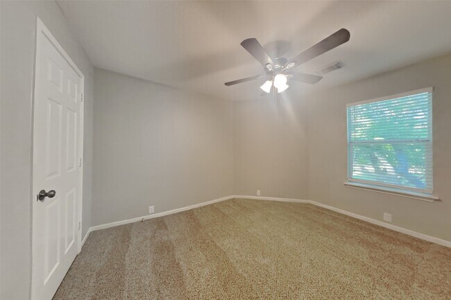 Building Photo - 10210 E Summit Canyon Dr