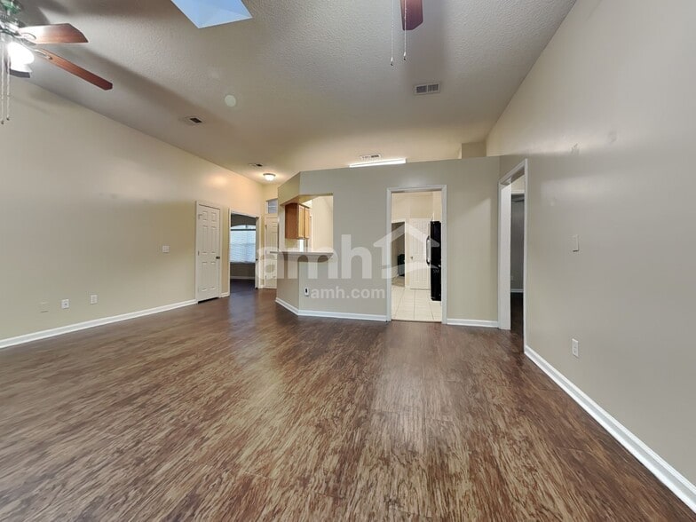 Building Photo - 96014 Sea Winds Dr