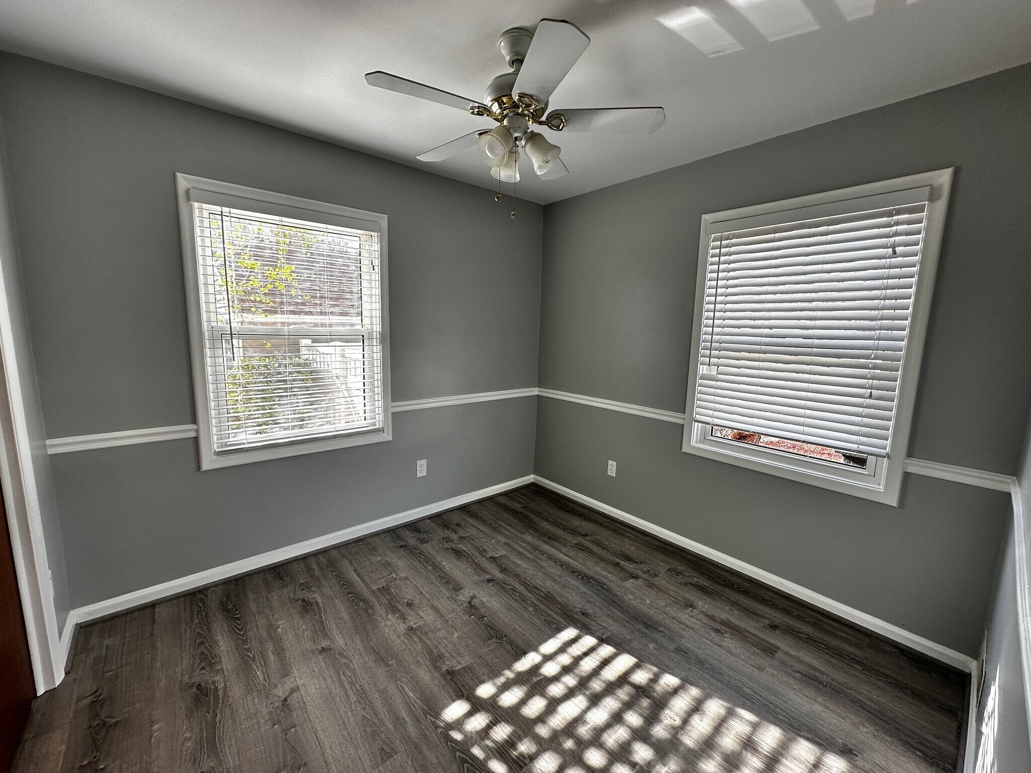 Building Photo - 2019 E Lambourne Ave