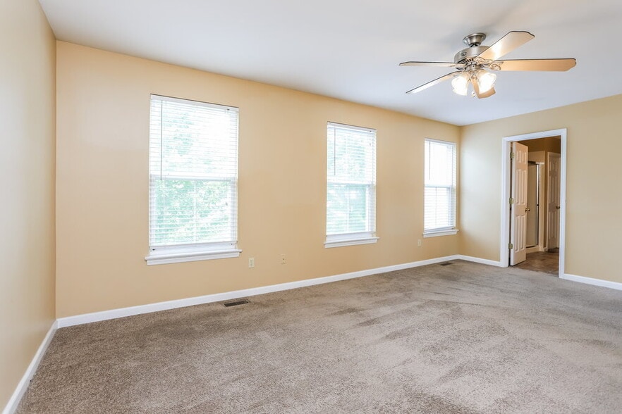 Building Photo - 526 Copper Meadows Ln