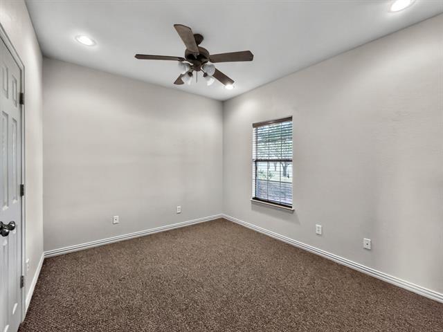 Building Photo - 1255 Vineyard Rd