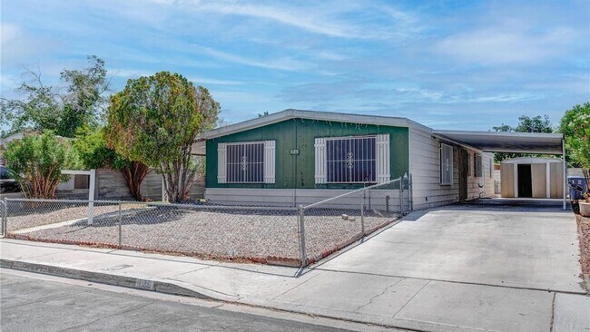 Building Photo - 5255 Sir James Way