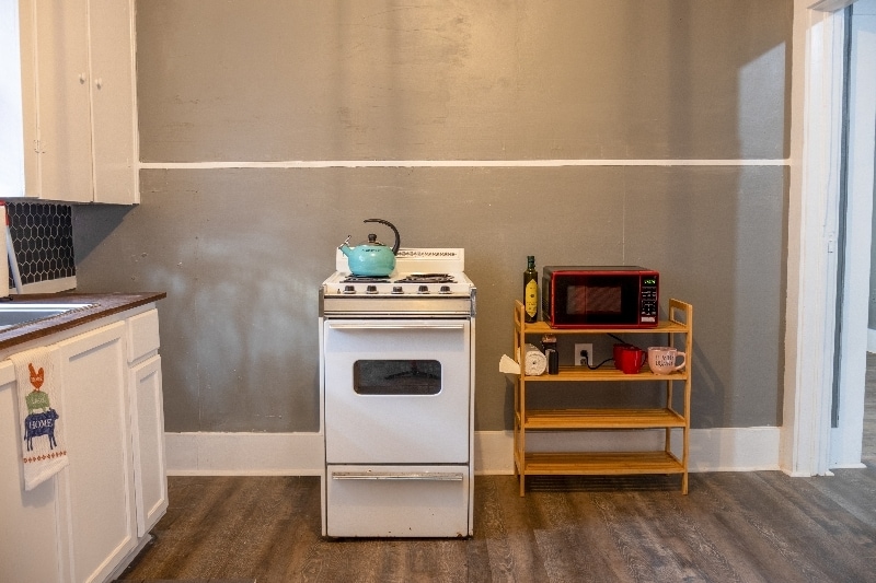 Building Photo - 3737 Maywood Ave