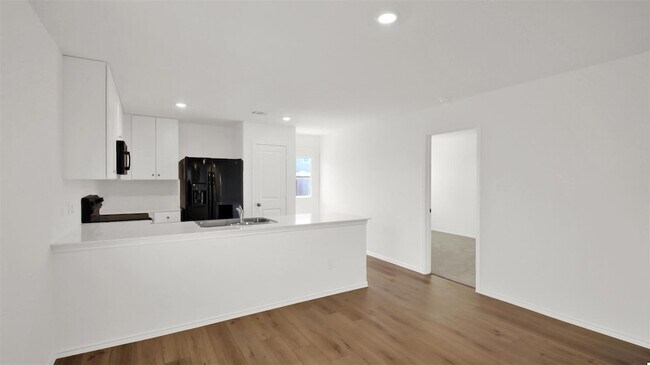 Building Photo - 136 Jack Browning Dr