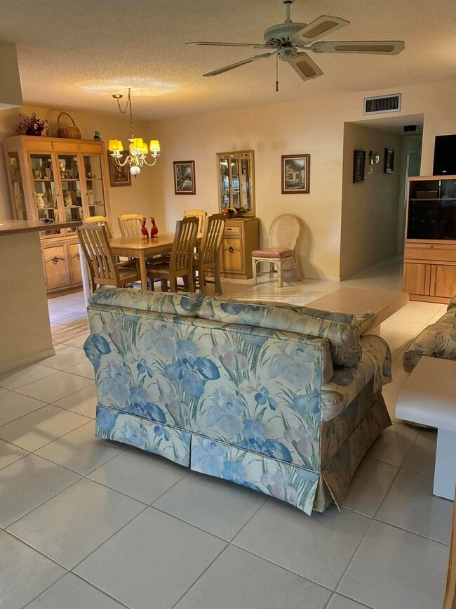 Building Photo - 4540 NW 3rd Ct