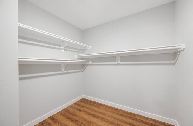 Building Photo - 6617 Bacher St