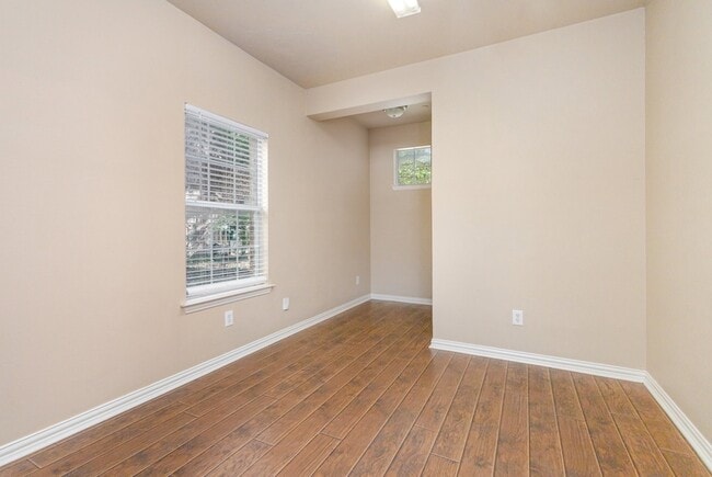 Building Photo - 4613 Penelope Ln