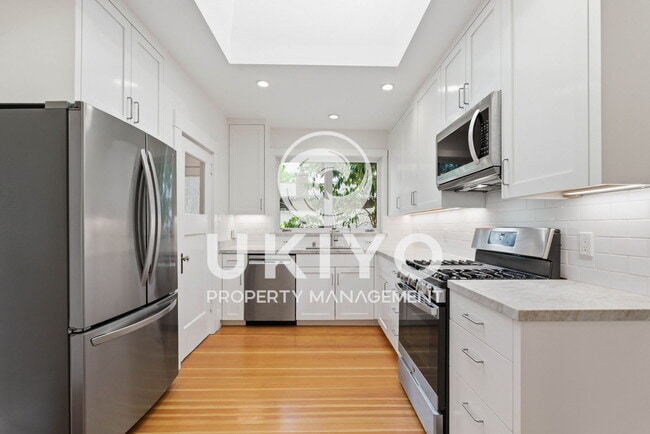 Building Photo - 1801 Marin Ave