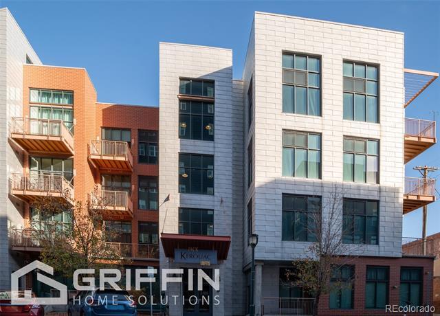 Building Photo - 3100 Huron St