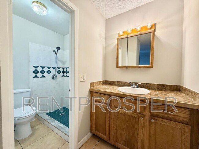 Building Photo - 2310 Pebble Ct