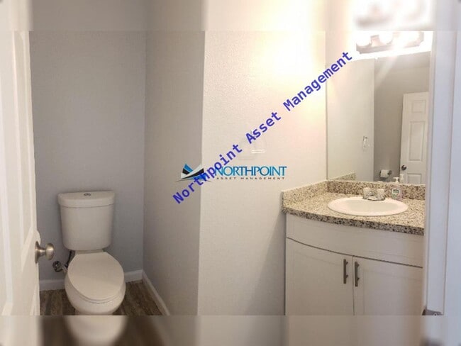 Building Photo - 4 BR/2.5 BA | Newly Renovated Single Family Home | 1-Car Covered Parking | Fully Fenced Backyard