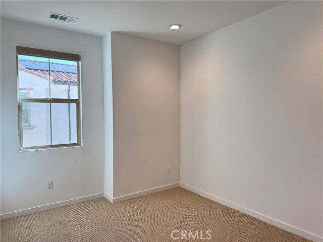 Building Photo - 235 Babson Ct