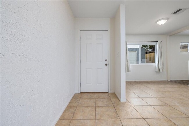 Building Photo - 3 Bed / 2 Bath Home with Two-Car Garage, Laundry and a Storage Shed/Work Space