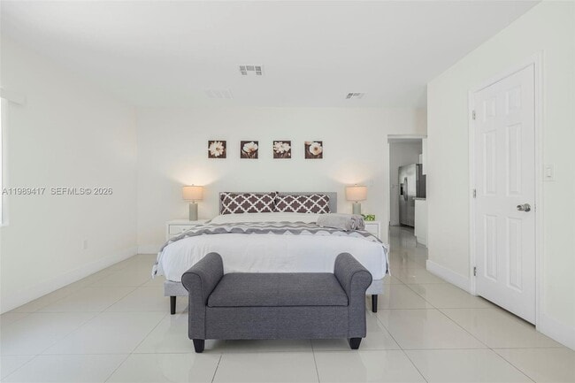 Building Photo - 1924 SW 20th St