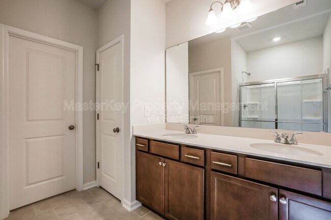 Building Photo - 112 Silver Fir Ln