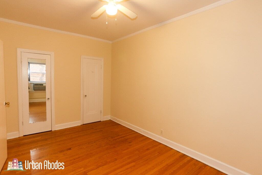 Building Photo - 539 W Arlington Pl