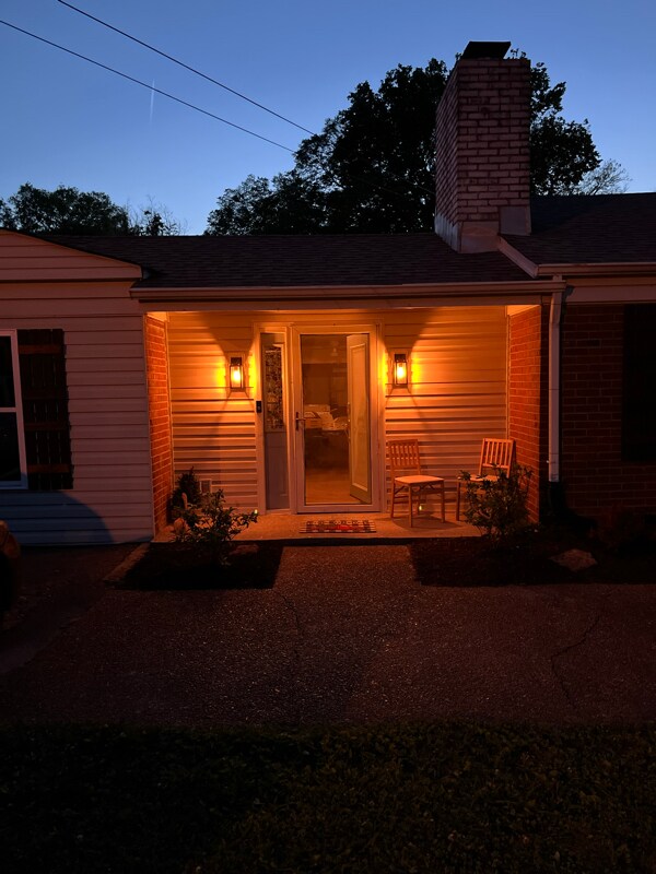 Building Photo - 2701 Hartford Dr