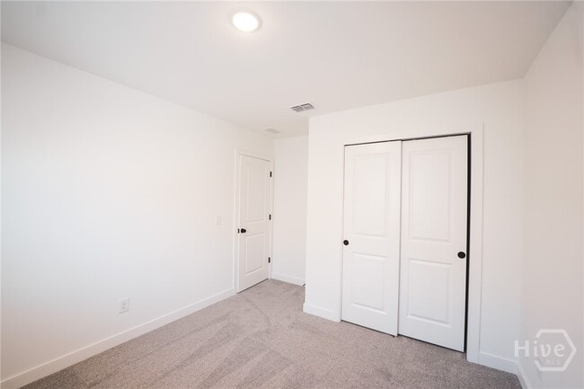 Building Photo - 108 Kingswood Cir