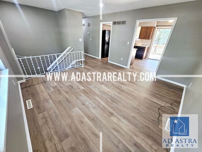 Building Photo - Updated 3 Bed 2 Bath Home in Kansas City-Coming SOON!!