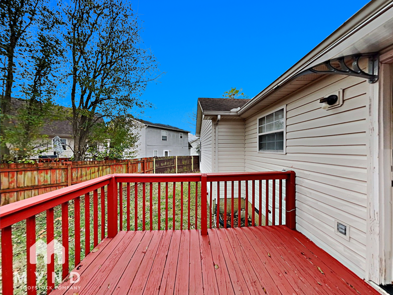 Building Photo - 108 Rothwood Ct