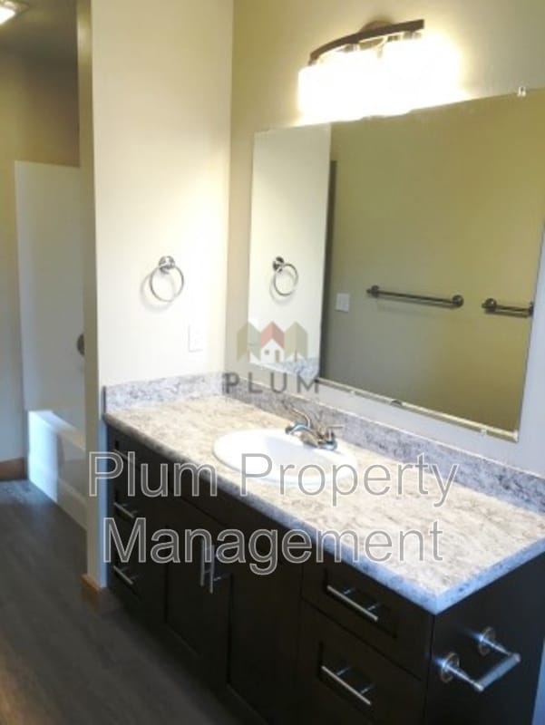 Building Photo - 2326 Aspen Grv Lp