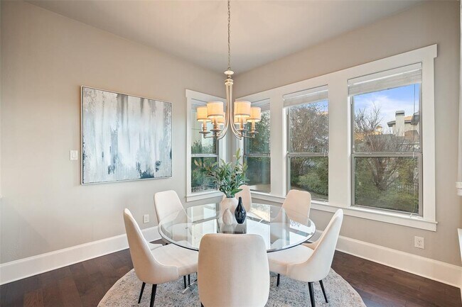Building Photo - 905 Madison Fork Dr