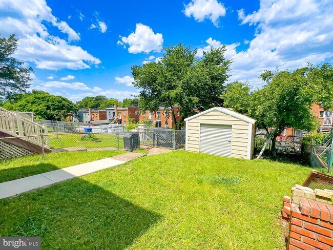 Building Photo - 532 Foxhall Pl SE