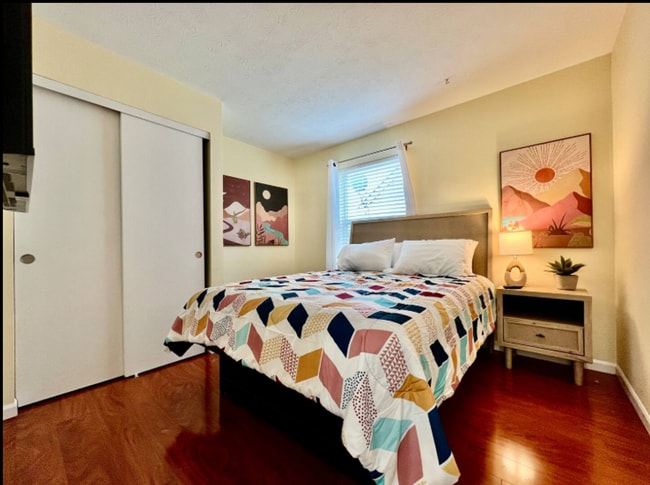 Building Photo - Comfy Ranch Home in West Chester